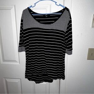 Women’s Gnw Black And White Striped Tunic Blouse  Size XL 3/4 Sleeves EUC